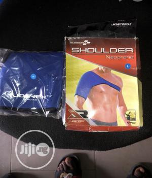 Shoulder Support