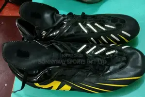 Mitre Size 41 Soccer Boot