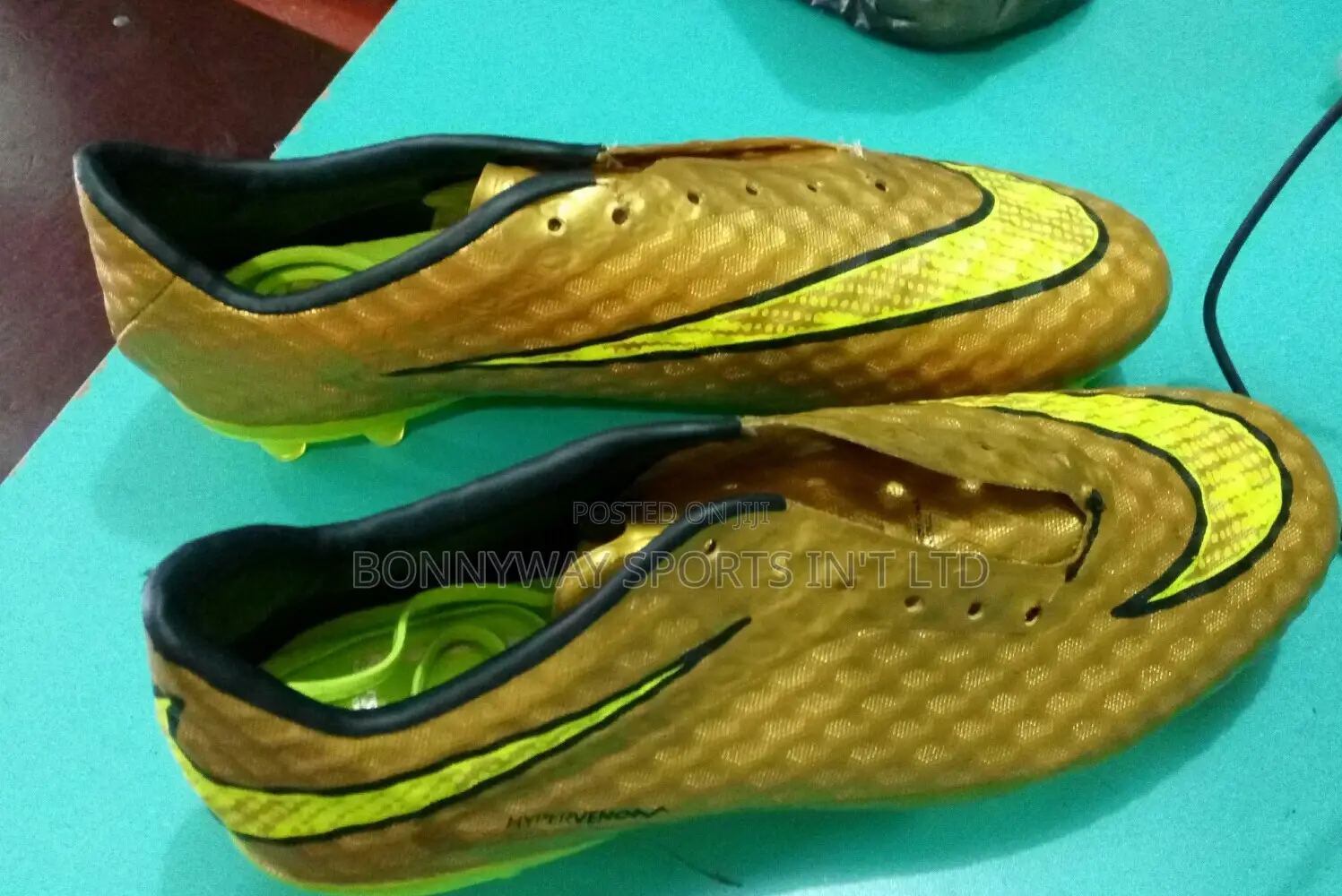 Nike Hypervenon Soccer Boot