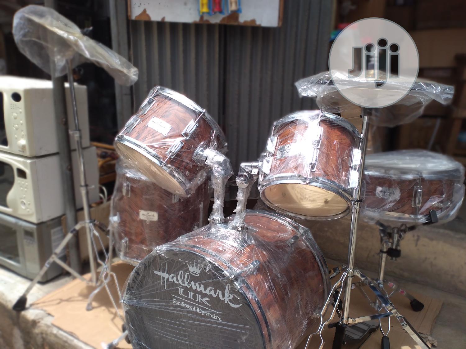 Hallmark-Uk Drum Set
