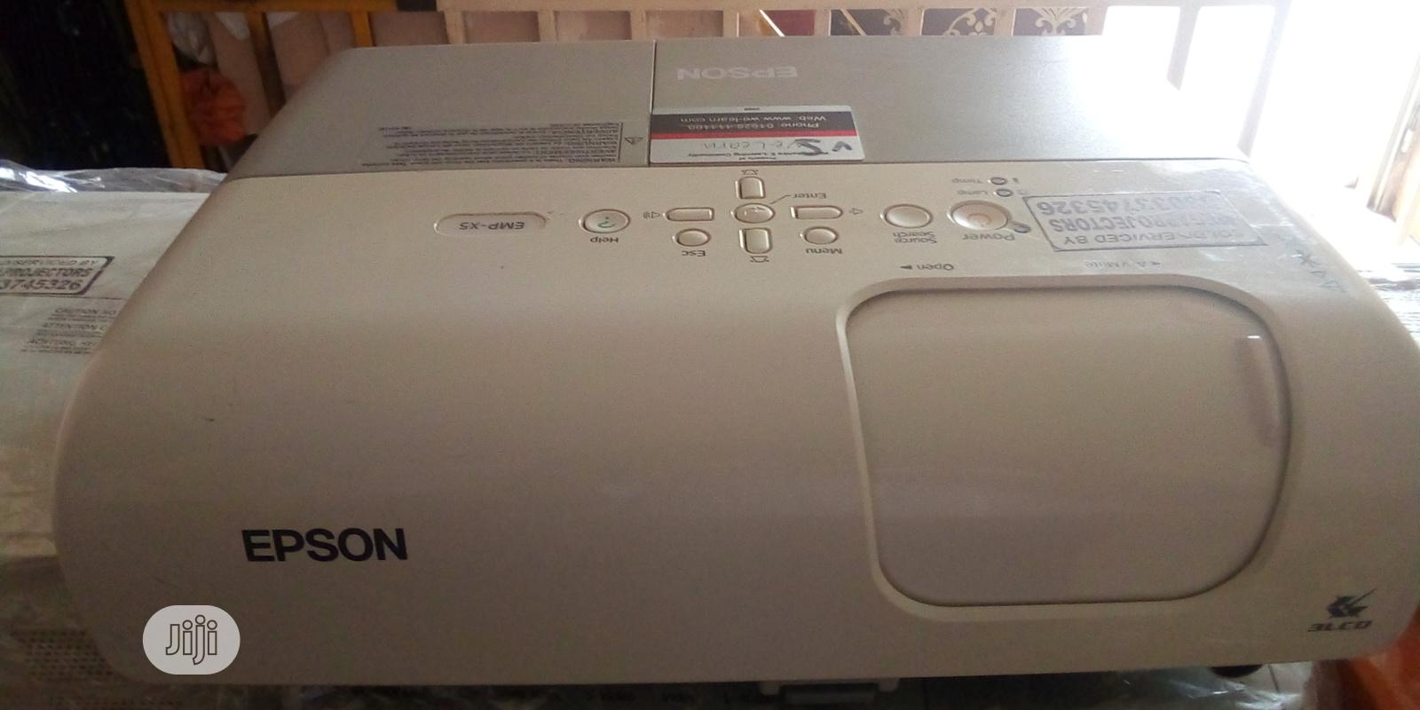 Sharp Epson Projector