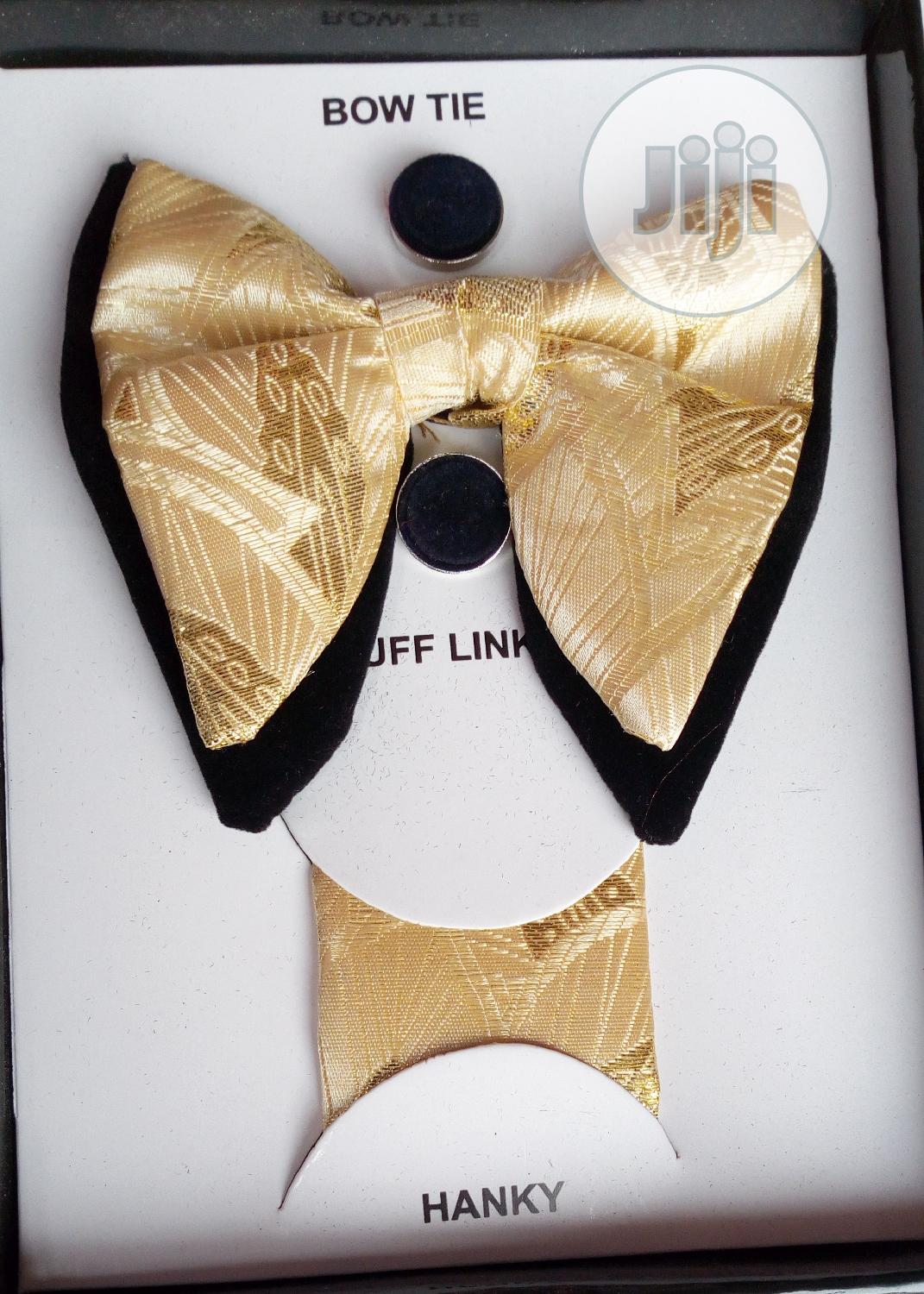 Quality Neck Bow Tie With Lapel