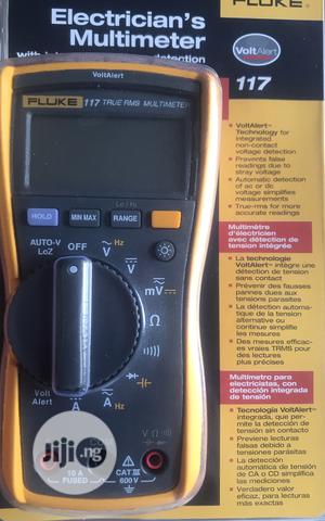 Fluke 115 Digital Multimeter