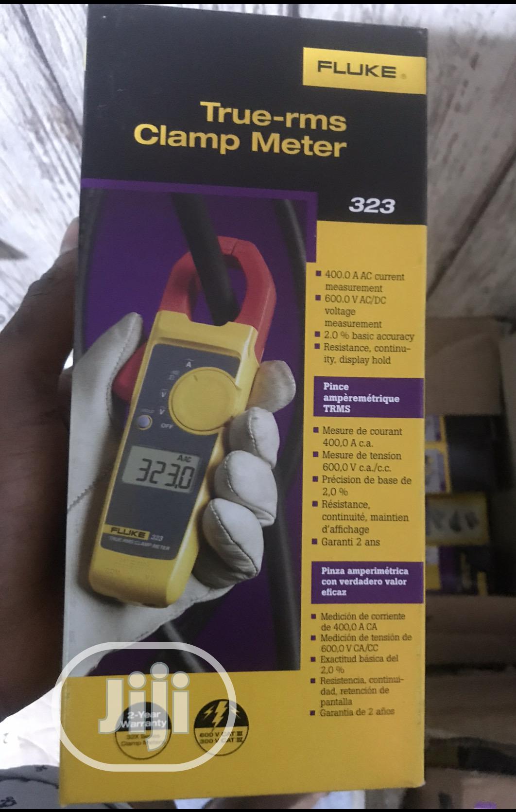 Fluke 323 Digital Clamp Meter