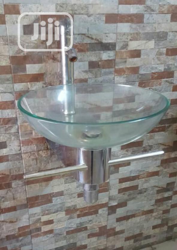Hanging Glass Basin