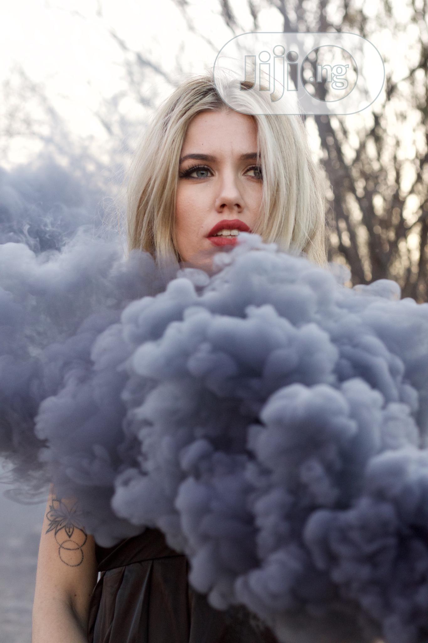 Smoke Bomb