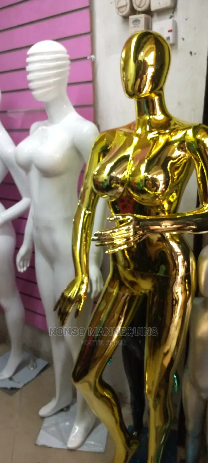 Busty Gold Chrome