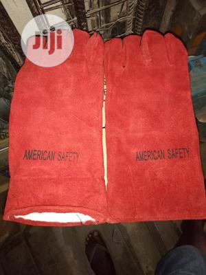 Welding Handglove.