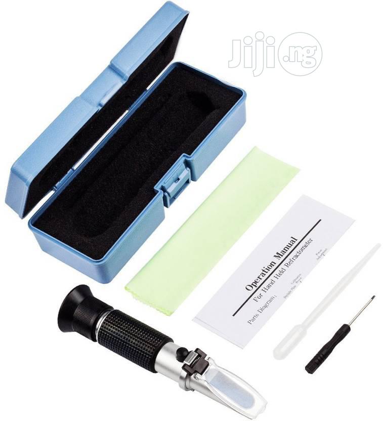 Brix Refractometer, 0-90% Portable Professional Handheld
