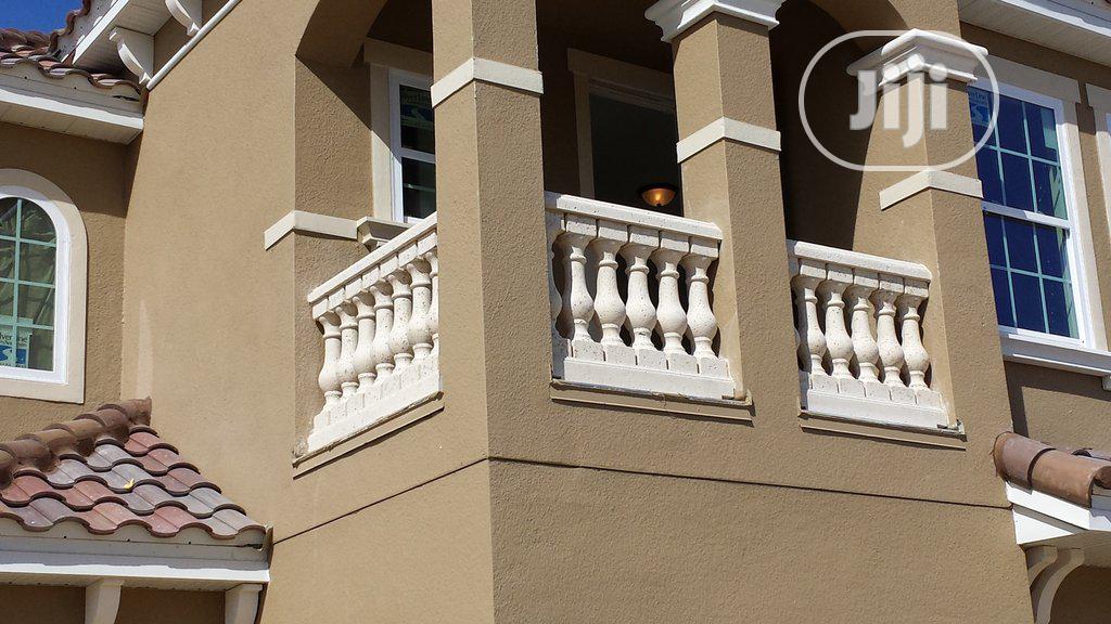 Classic Style Concrete Balustrades Set (Grey)