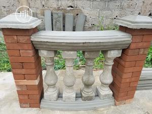 Classic Style Balustrade Curved Railings Set.