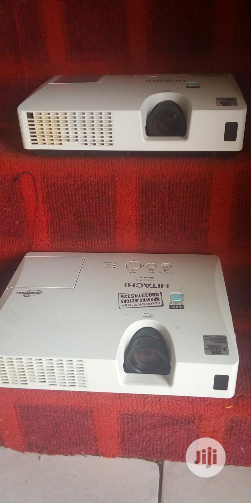 Slim Hitachi Projector