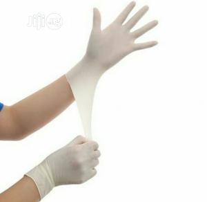 Carton of 1000 Pieces of Disposable Medical Gloves(Powdered)