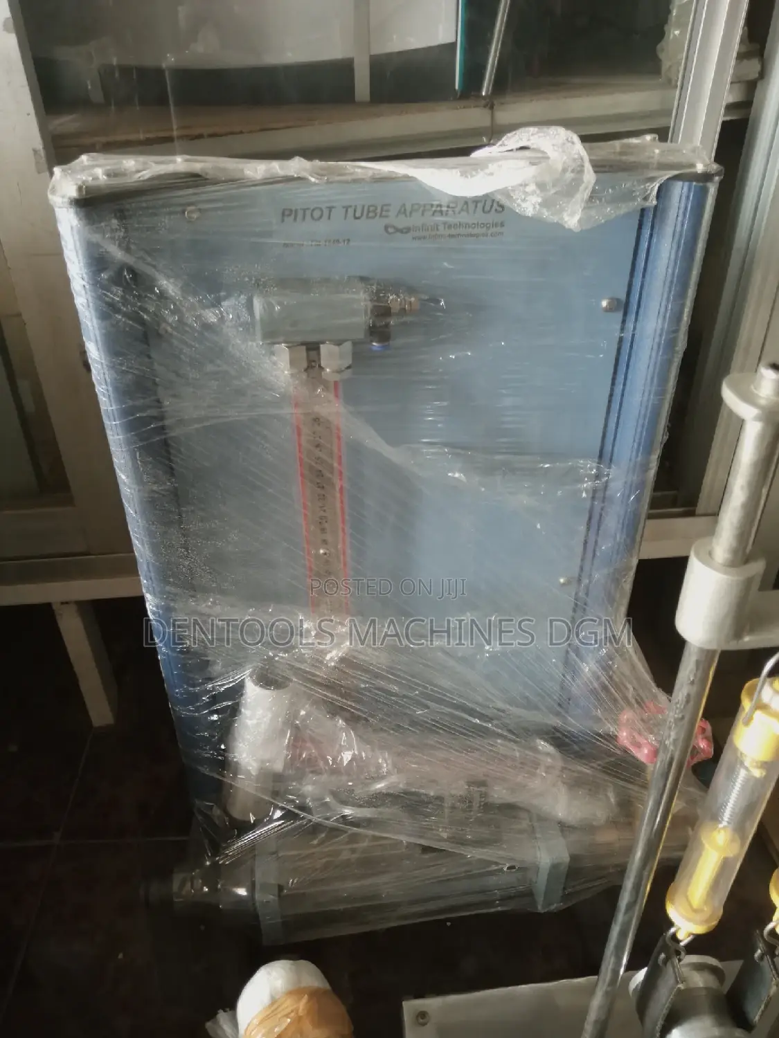 Pitot Tube Apparatus