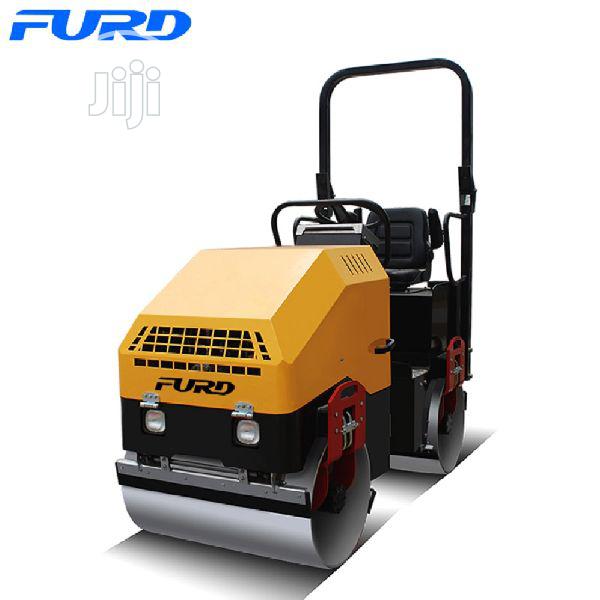 Mobile Vibrating Road Roller Machine