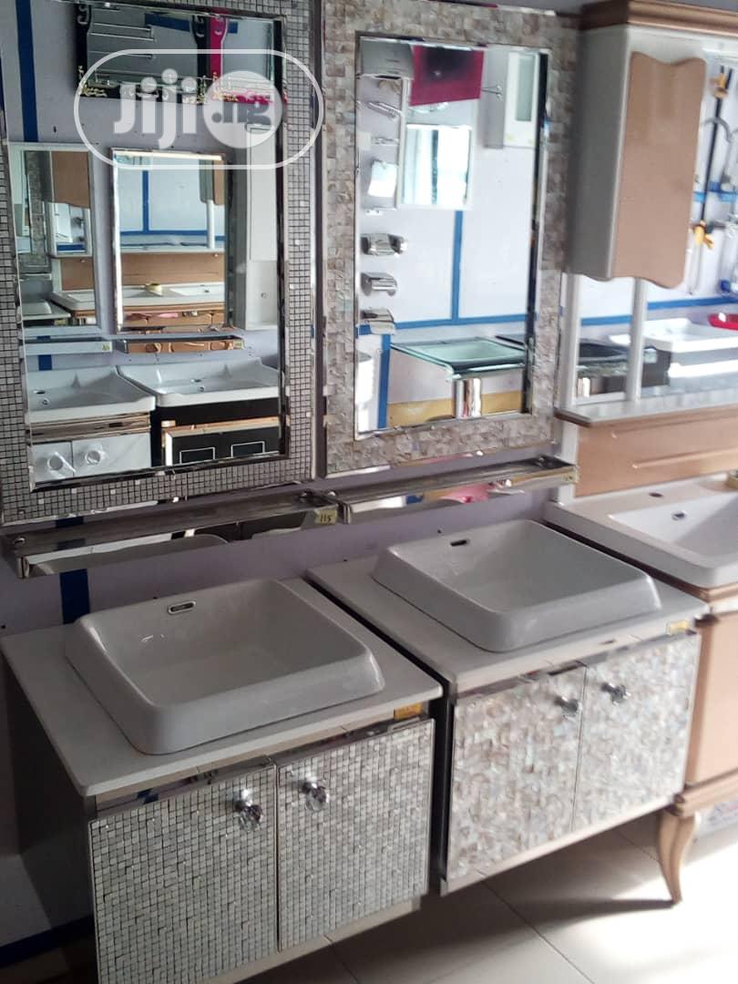 High Grade Cabinet Basin