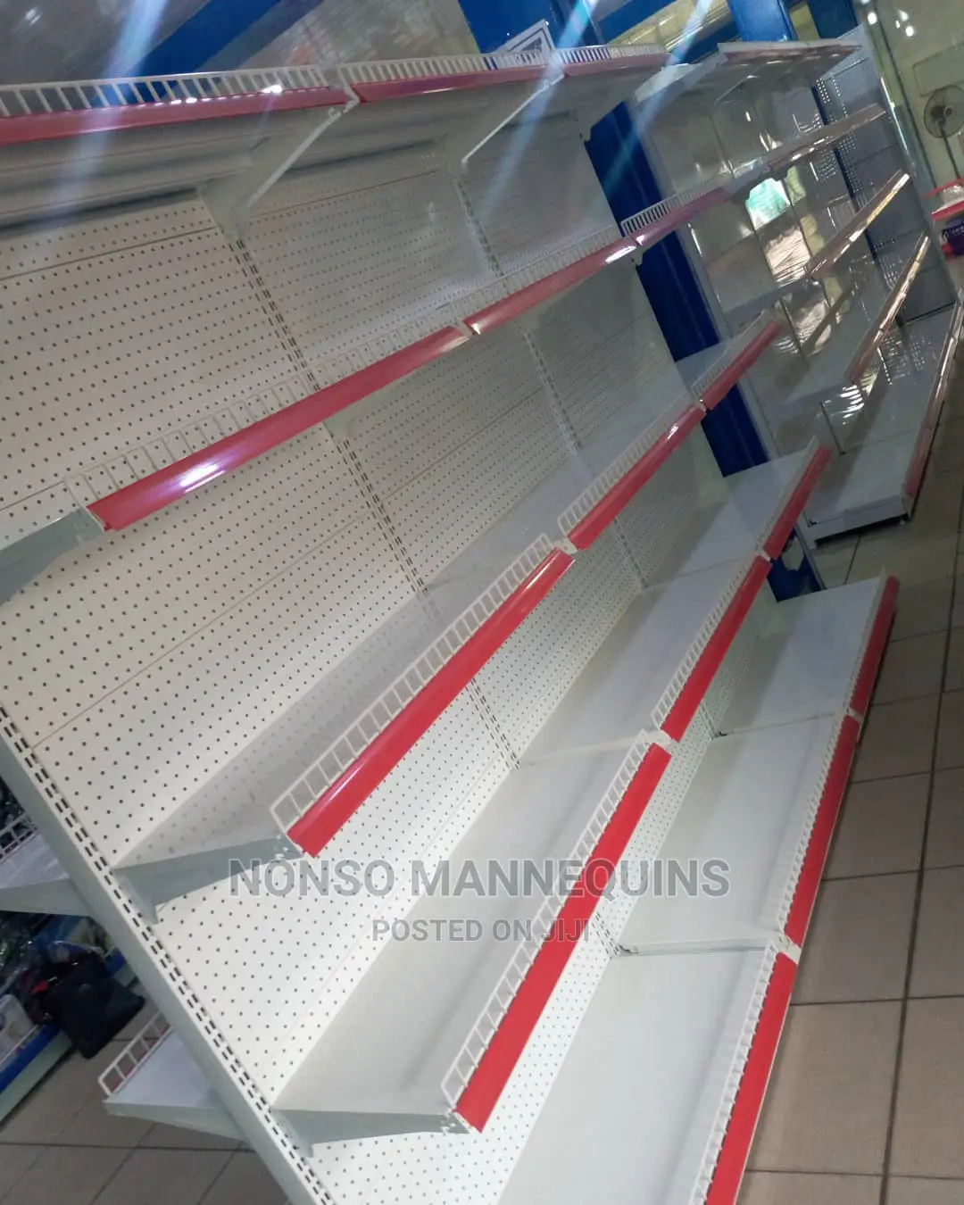 Supermarket Shelf Display Unit