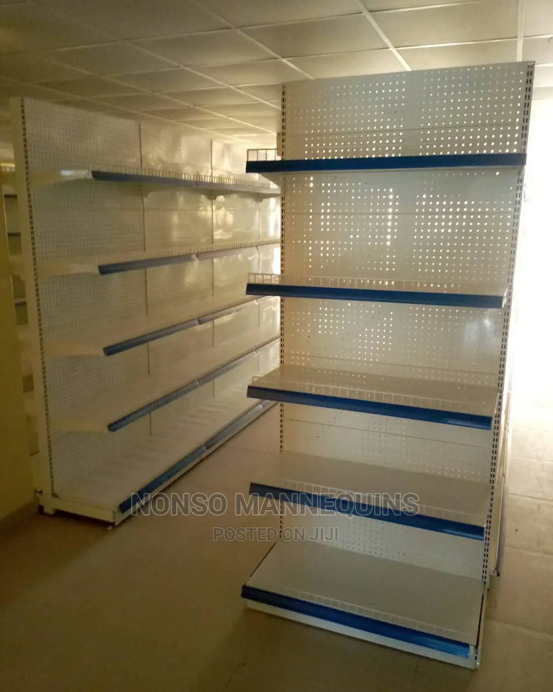 Supermarket Shelf Display Unit