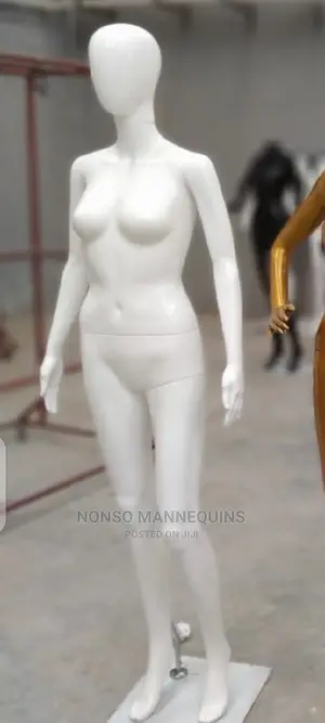 Glossy Female Mannequin