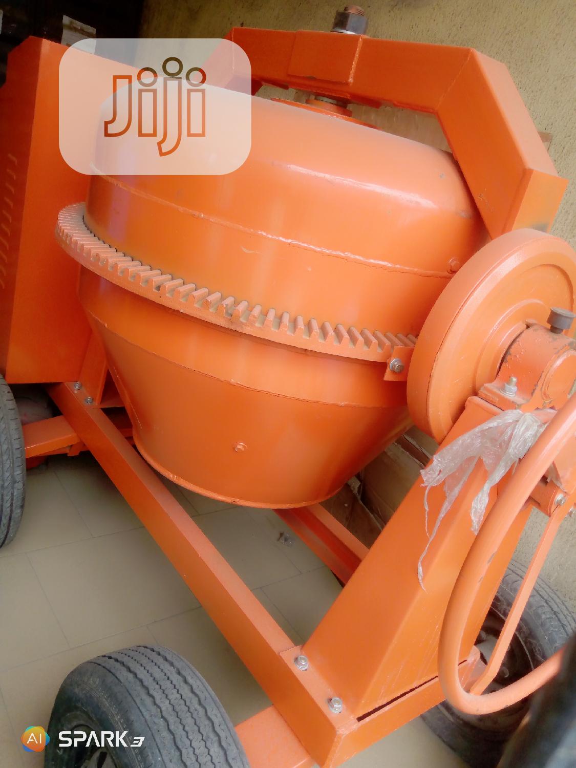 Concrete Mixe Machine