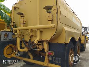Articulated Caterpillar Water Sprayer Tank Transit Truck
