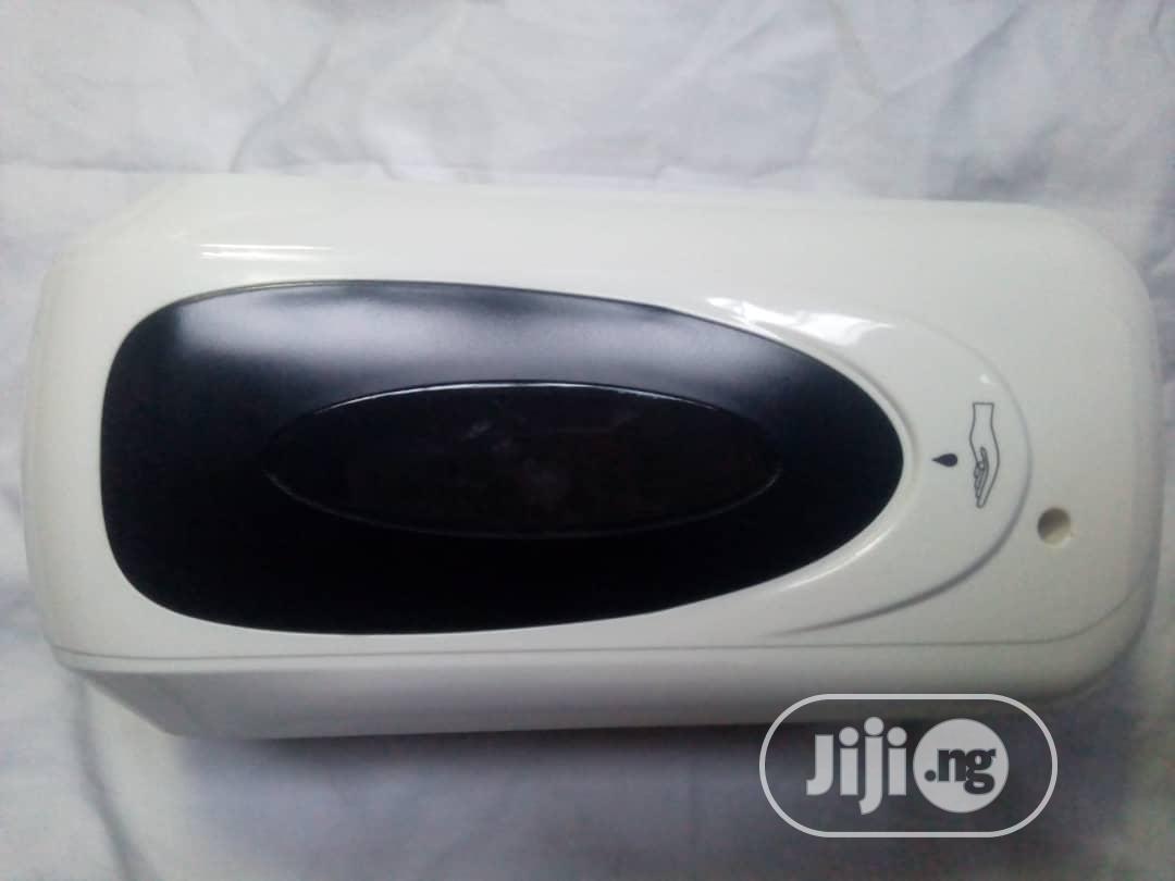 Automatic Sensor Sanitizer Despencer Machine 1100ml