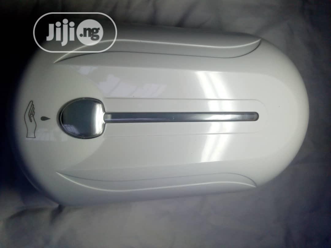 Automatic Sensor Sanitizer Despencer Machine 1100ml
