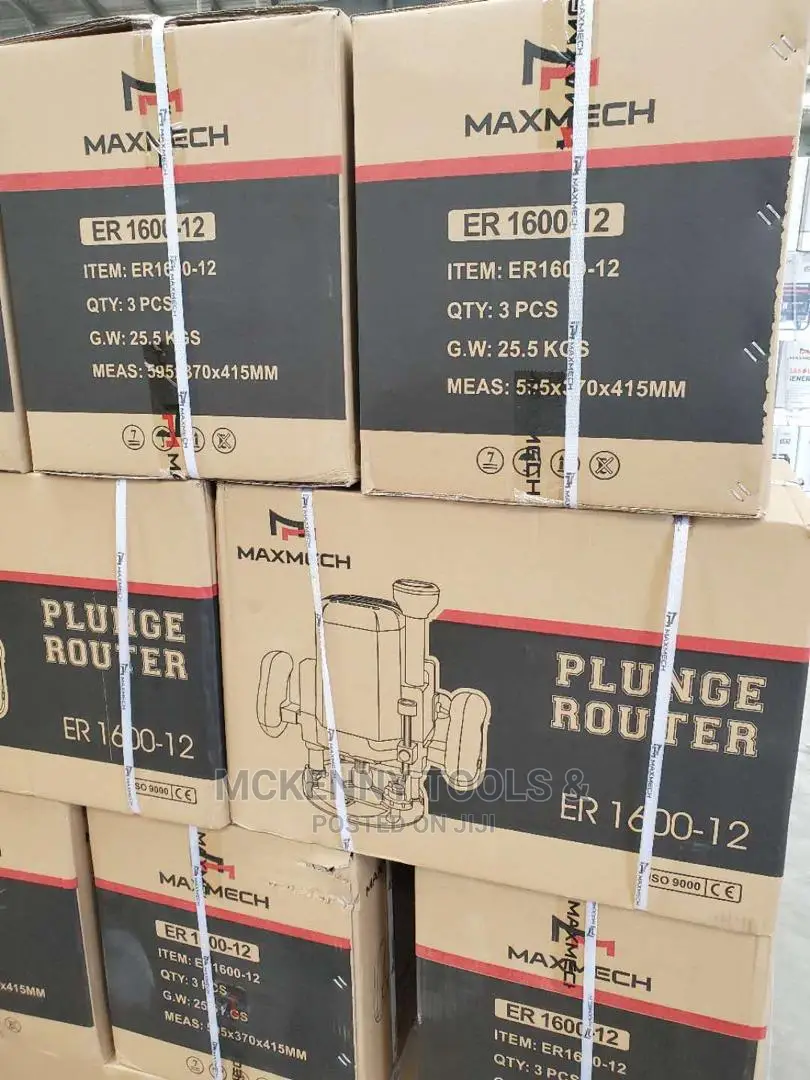 Plunge Router