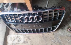 Audi Q7 Grill