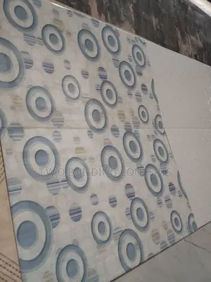 25/40 Wall