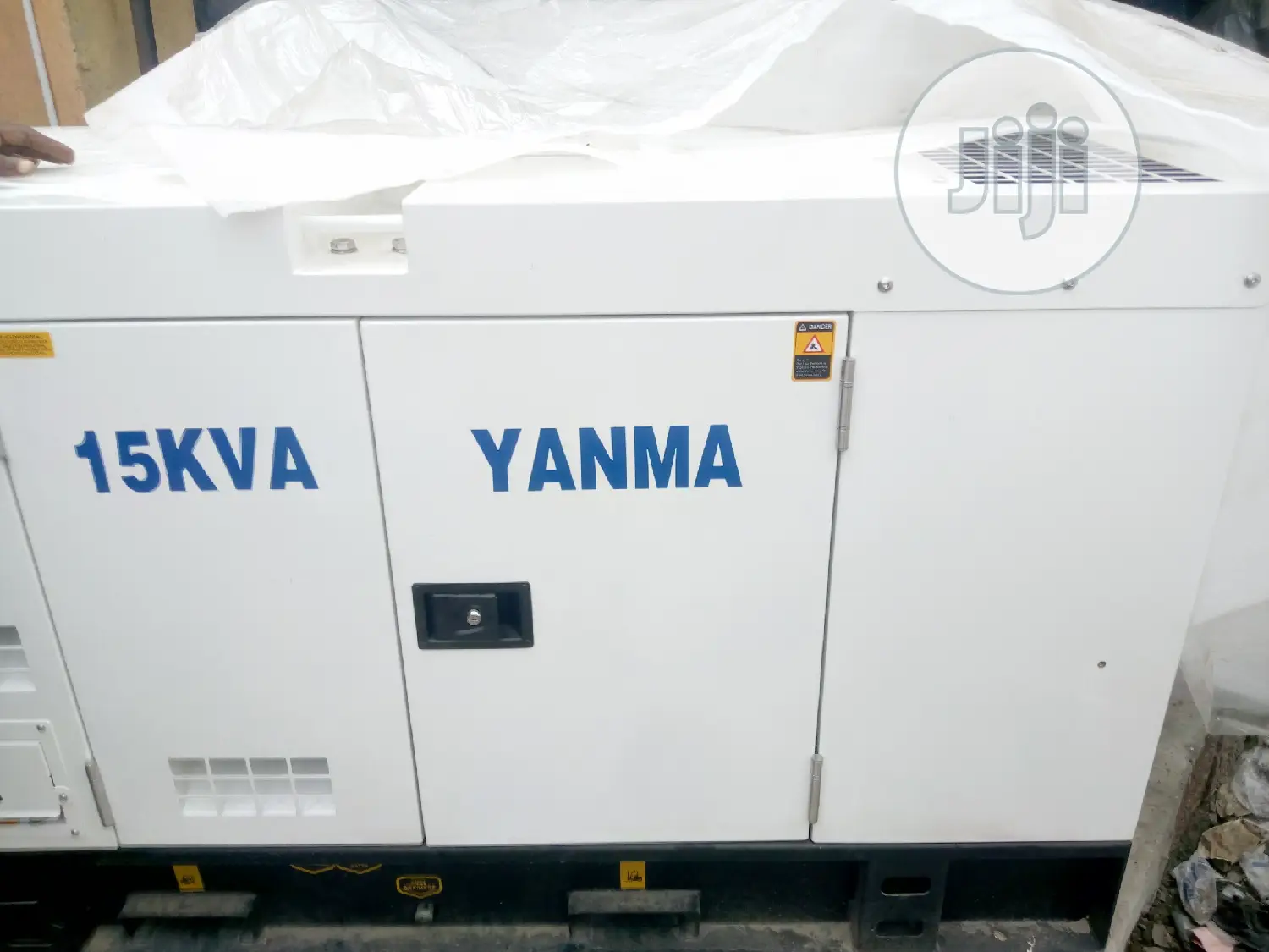 Generator Yanma