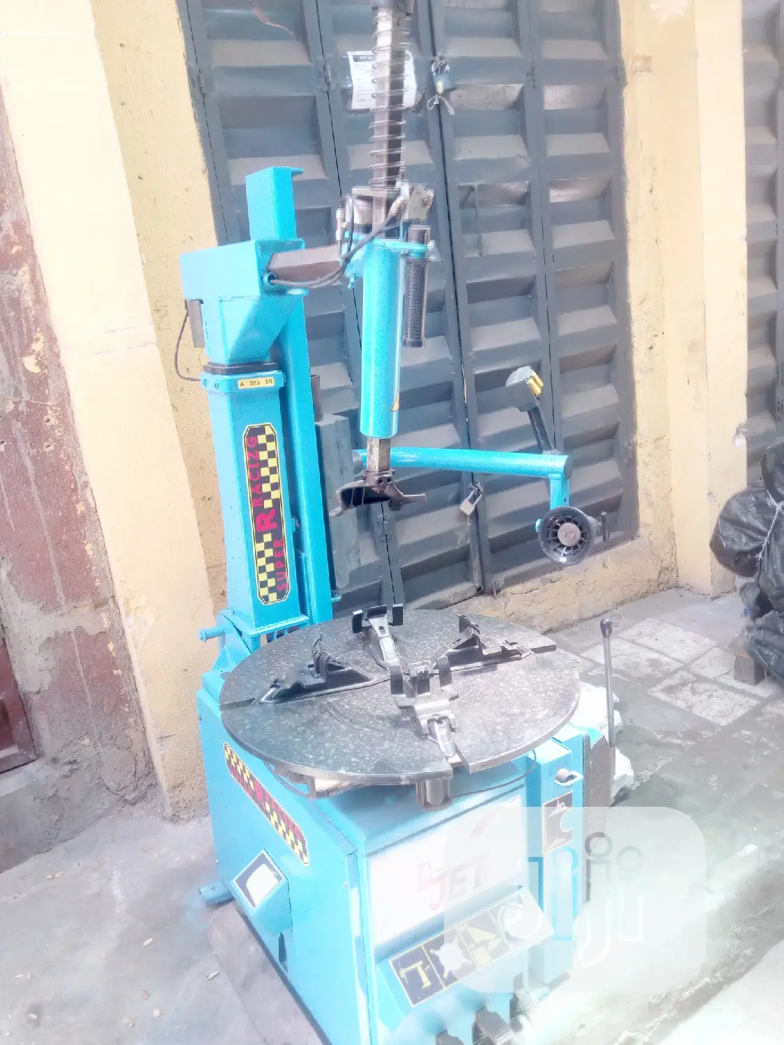 Tyre Changer