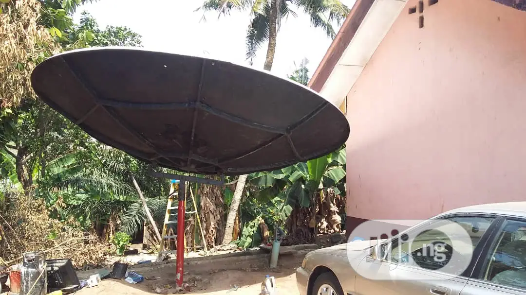 Satellites Installations