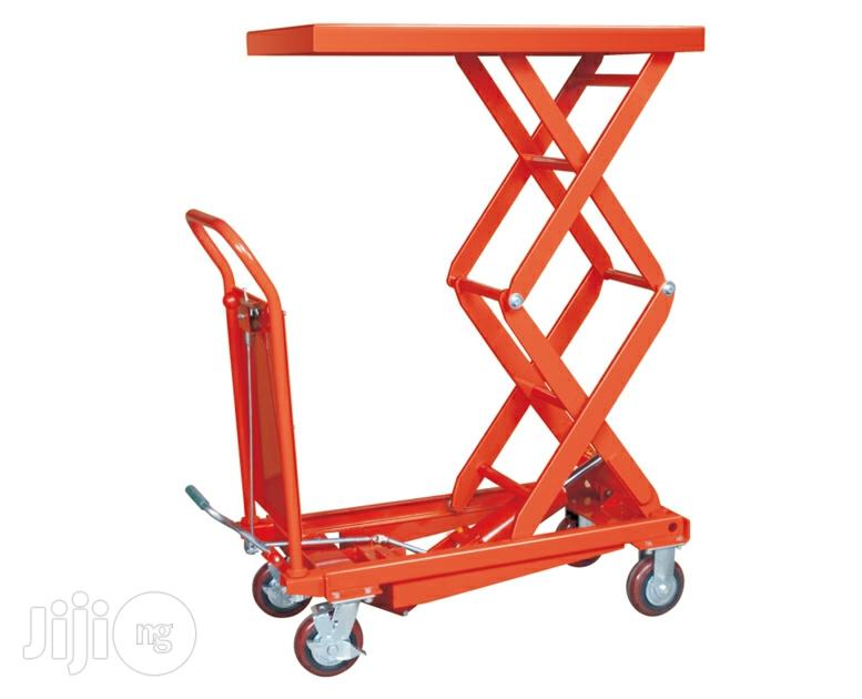 Hydraulic Lift Table