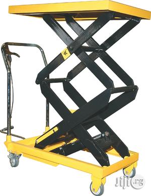 Hydraulic Lift Table