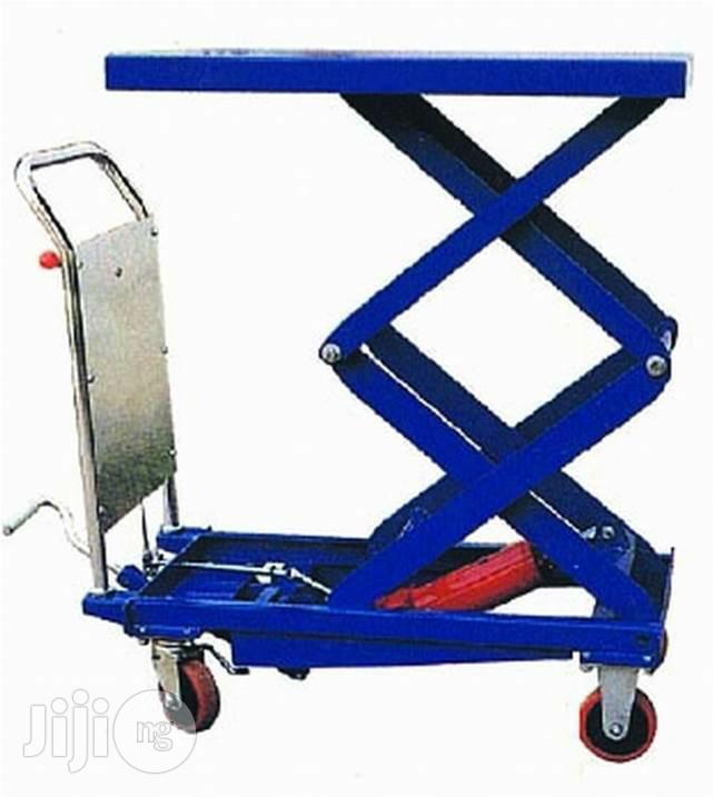 Hydraulic Lift Table