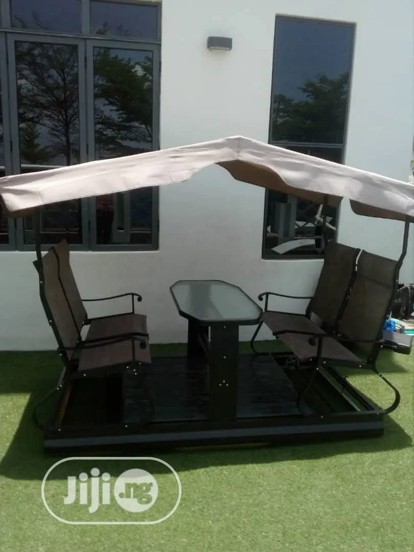 Relaxation Chair With Canopy