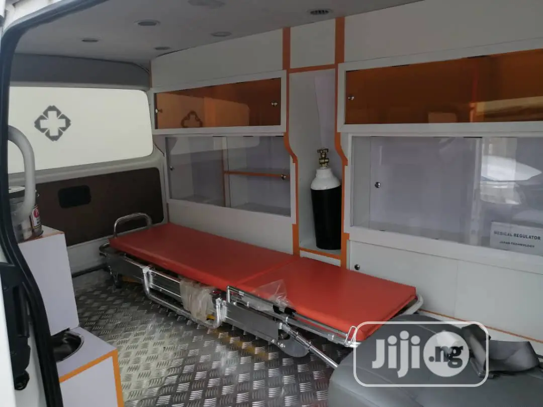 Toyota HiAce 2014