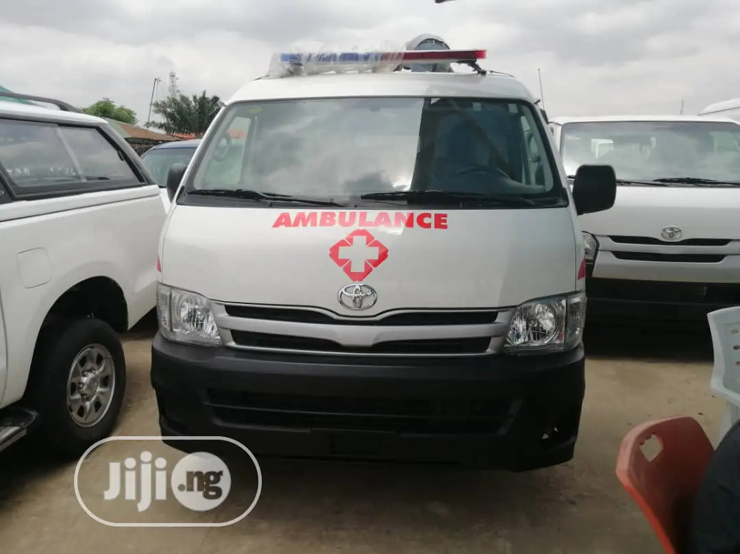 Toyota HiAce 2014
