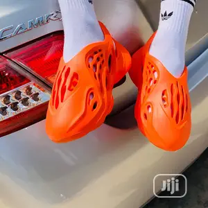 Yeezy Foam Runner