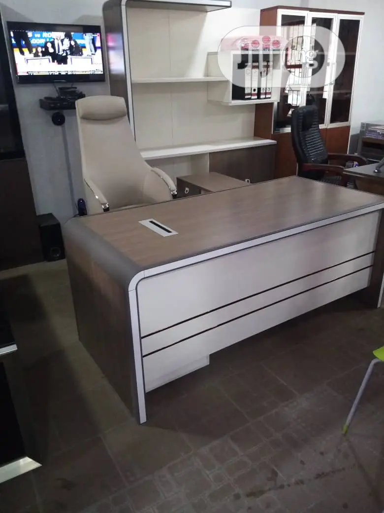 1.6meter Executive Table With Extension and Mobil Drawer