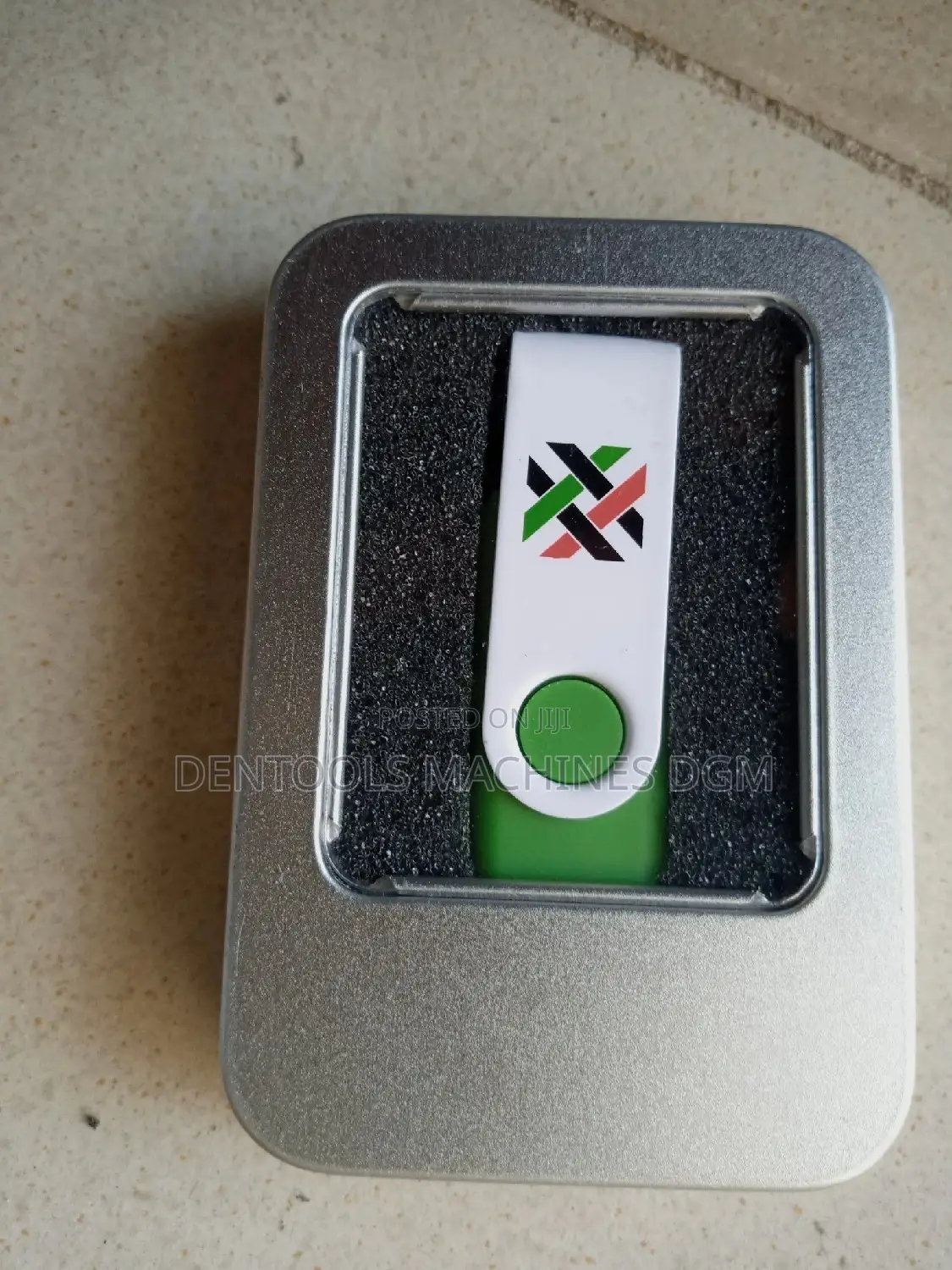 8GB Flash Drive