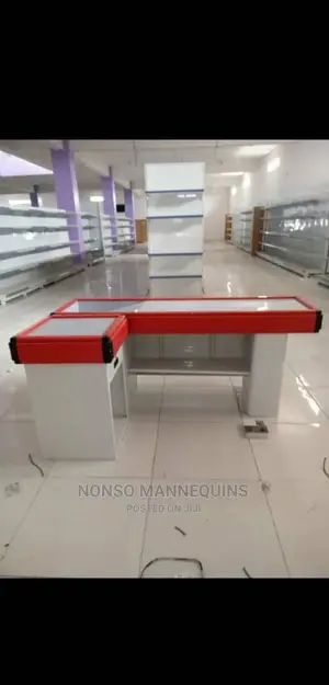 Cashier Desk/Check Out Counter
