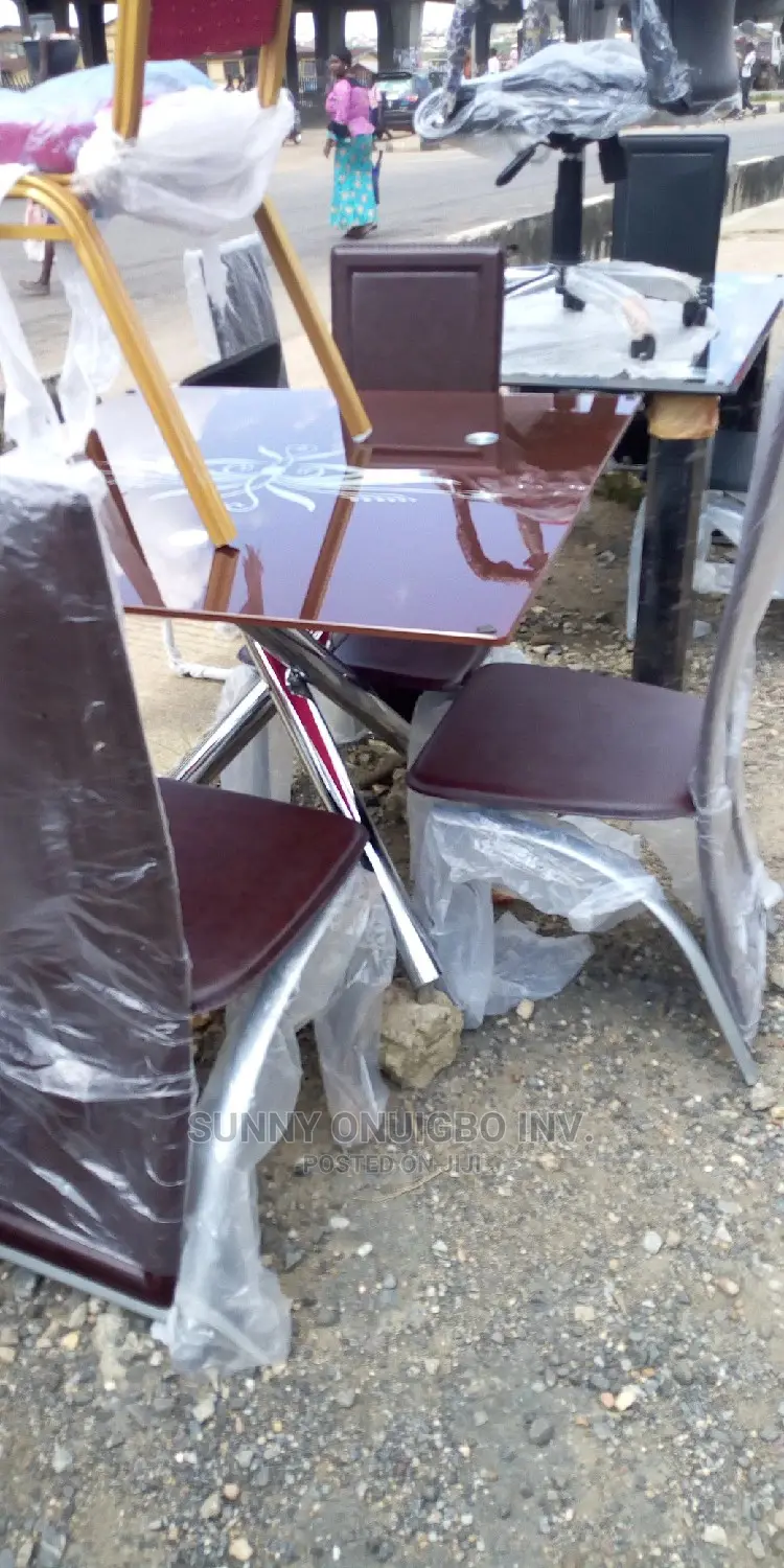 Dinning Table and 4 Chairs Set Brand New