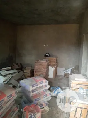 Mini Flat in Ipaja for rent