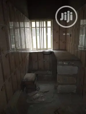 Mini Flat in Ipaja for rent