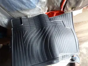 Venza Footmat