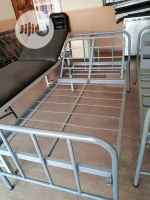 Supermax Quality Metal Hospital Beds