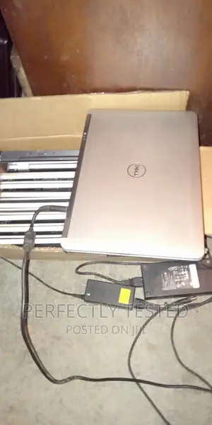 Laptop Dell Latitude E7240 4GB Intel Core I5 SSD 256GB