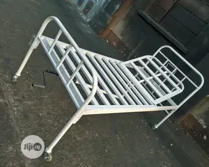 Authentic 1crank Hospital Bed